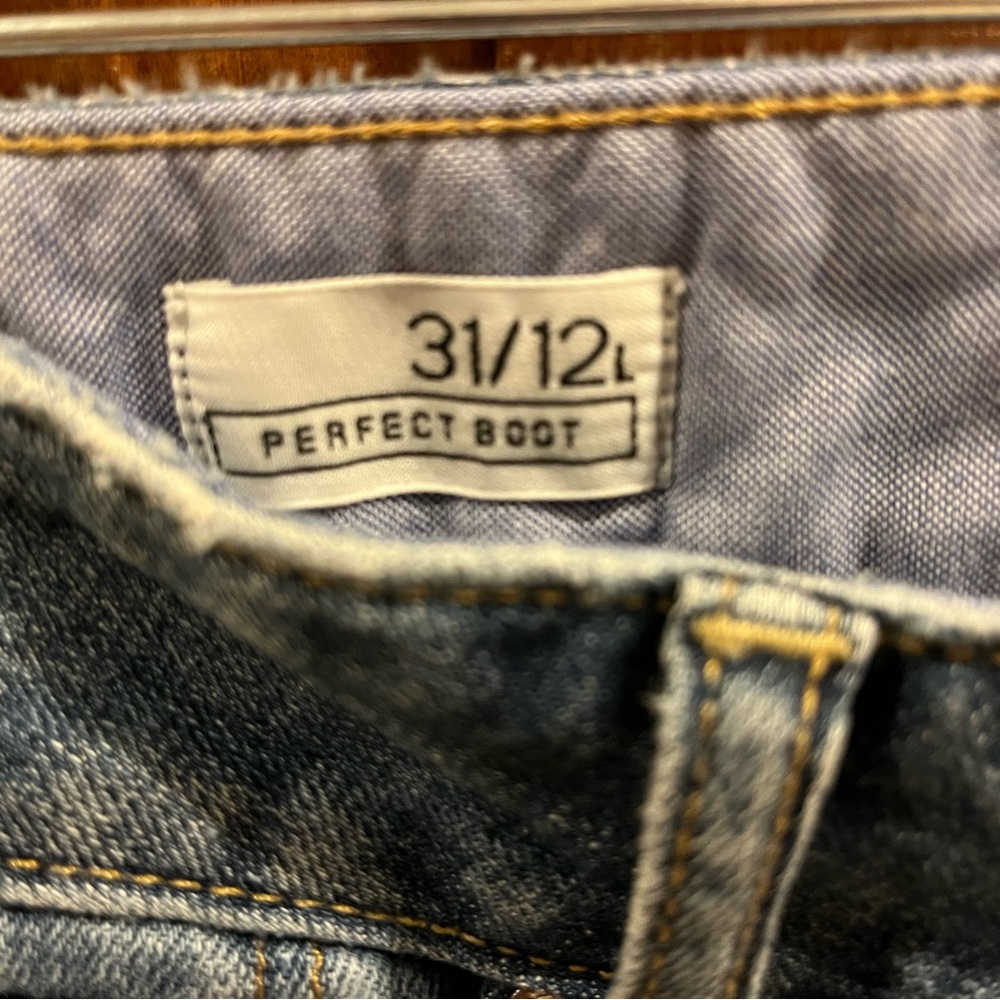 GAP 1969 Classic Denim Jeans - Picture 3 of 6